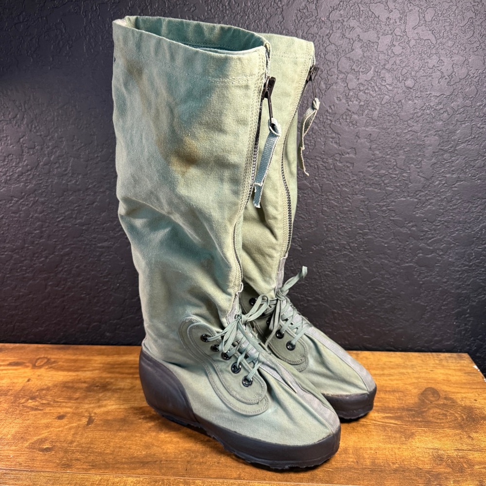 US Military N-1B Extreme Cold Weather Green Canvas Rubber Mukluk Boots Small